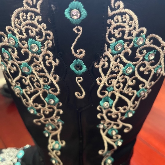 Cowboy boots - Picture 7 of 8